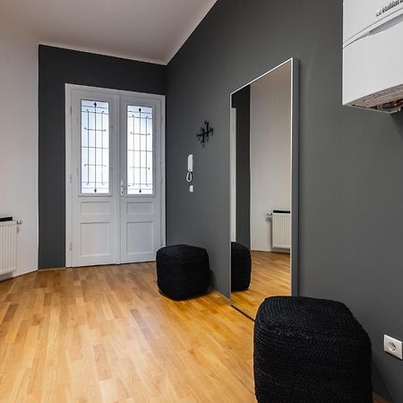 Cosy Brand-New Studio In A Calm Discrict Of Bécs Kültér fotó
